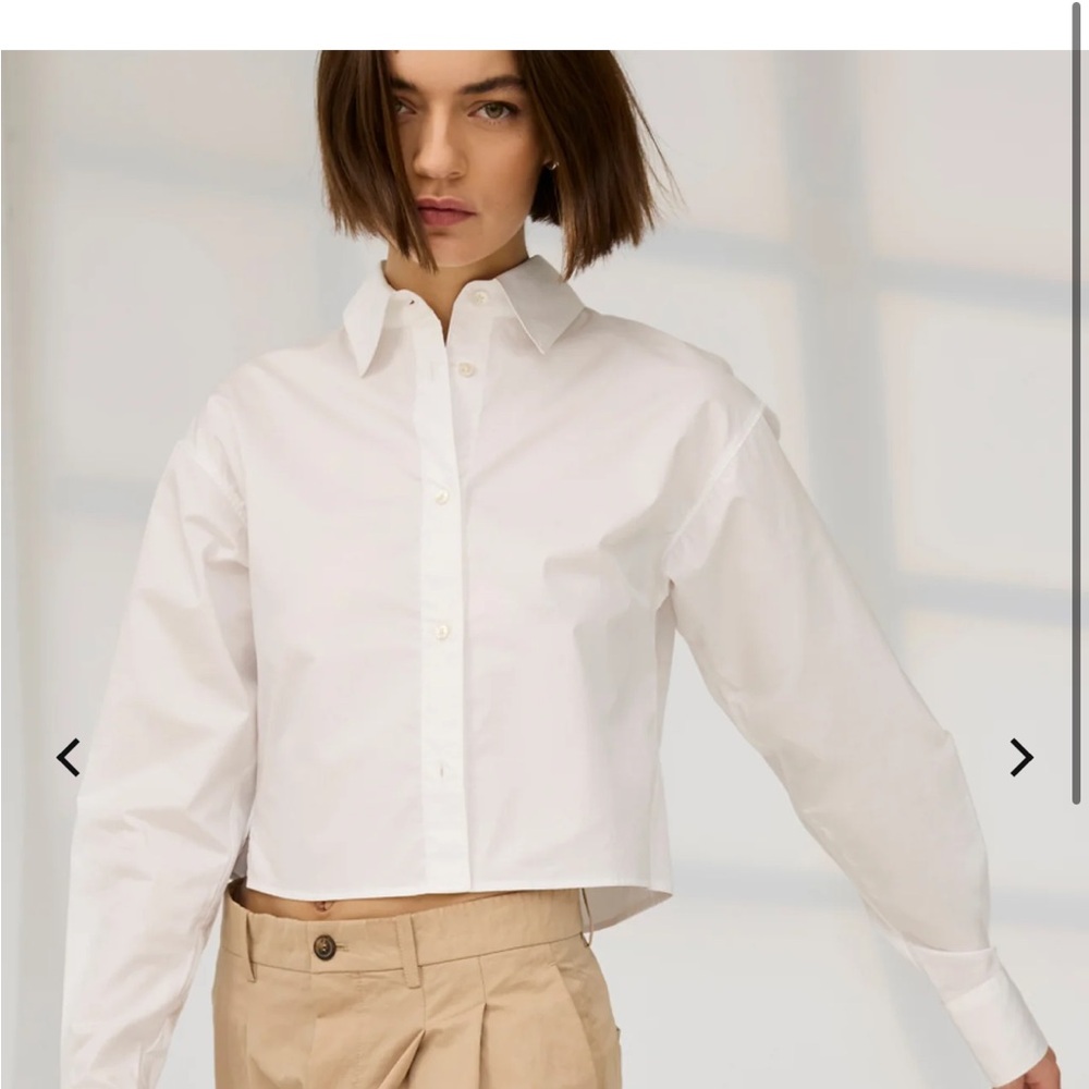 Sold Out NY Everyday Crop NWT